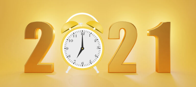 2021 with an alarm clock standing in for the zero