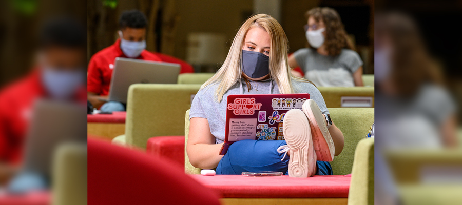 students studying on the UW-Madison campus