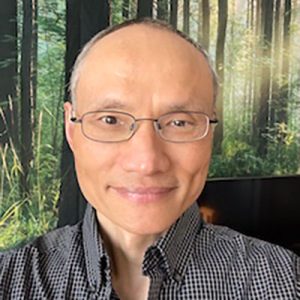 Portrait of Weizhong Wang